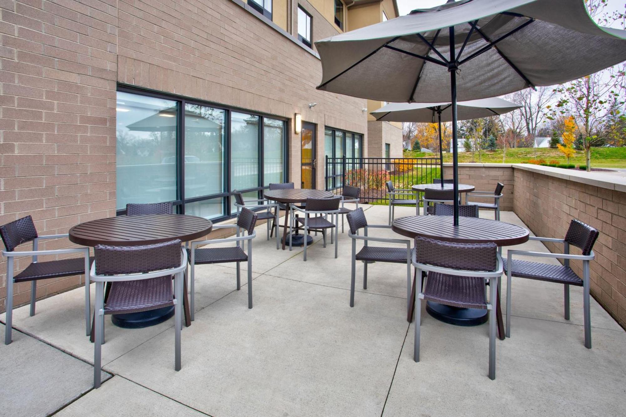 Towneplace Suites By Marriott Detroit Belleville Ngoại thất bức ảnh